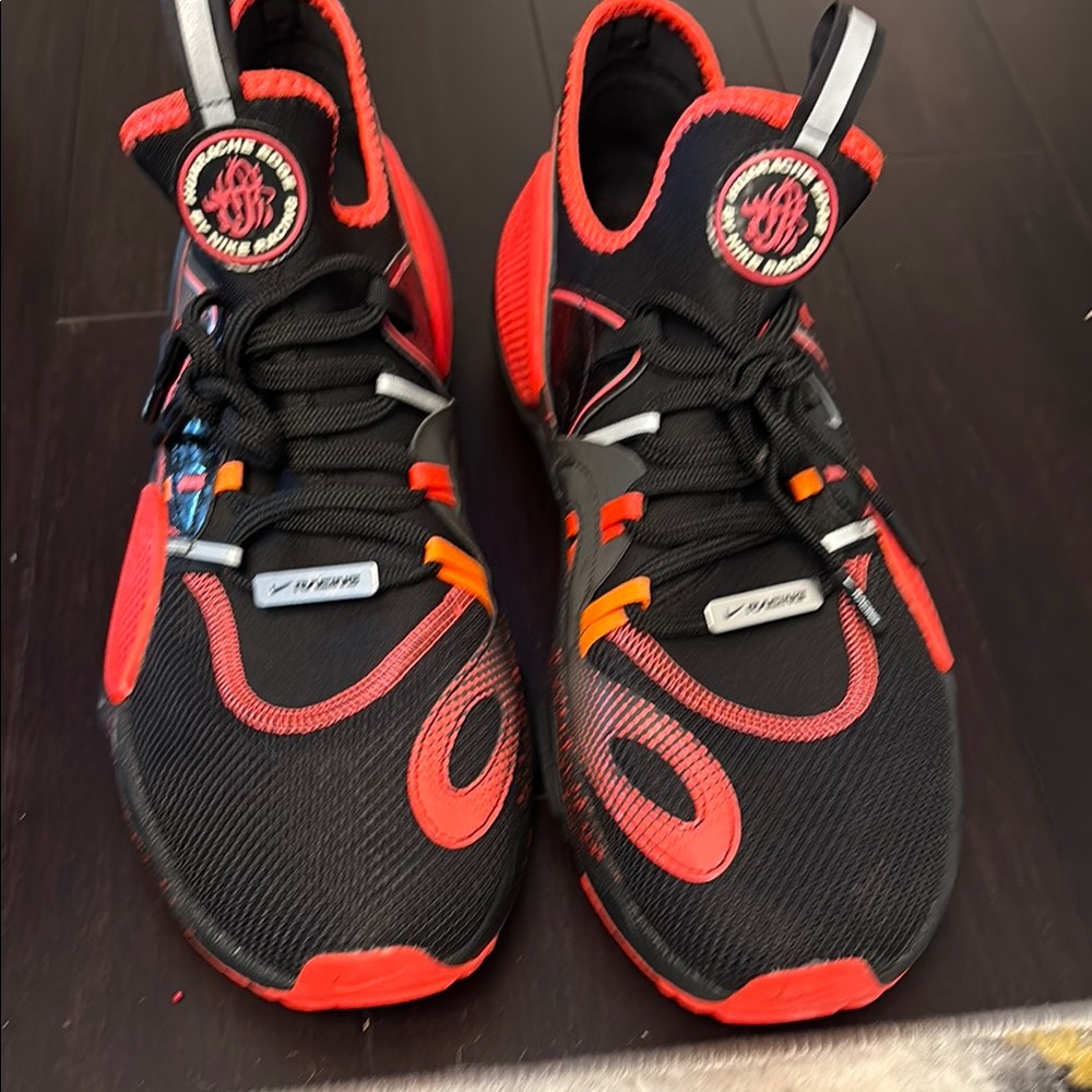 Brand new men’s Nike Huaraches Edge size 11.5 no box